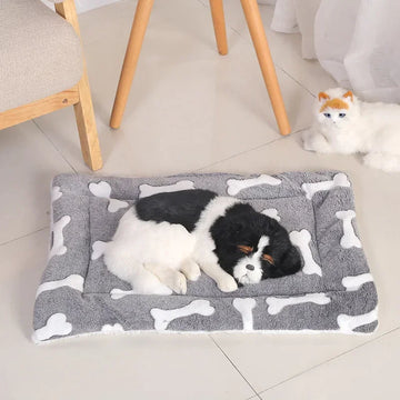 Double-Sided Plush Pet Bed for Cats & Small Dogs